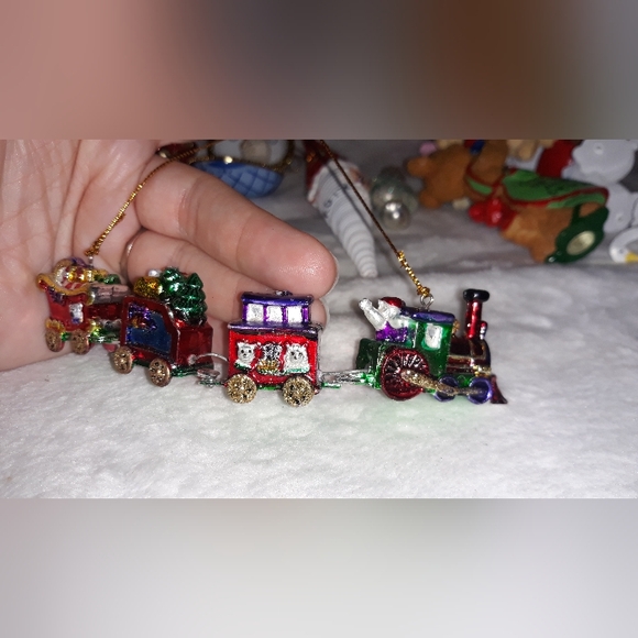 4 piece Vintage Mini Hard Plastic Train Set Christmas Ornaments - Picture 5 of 14